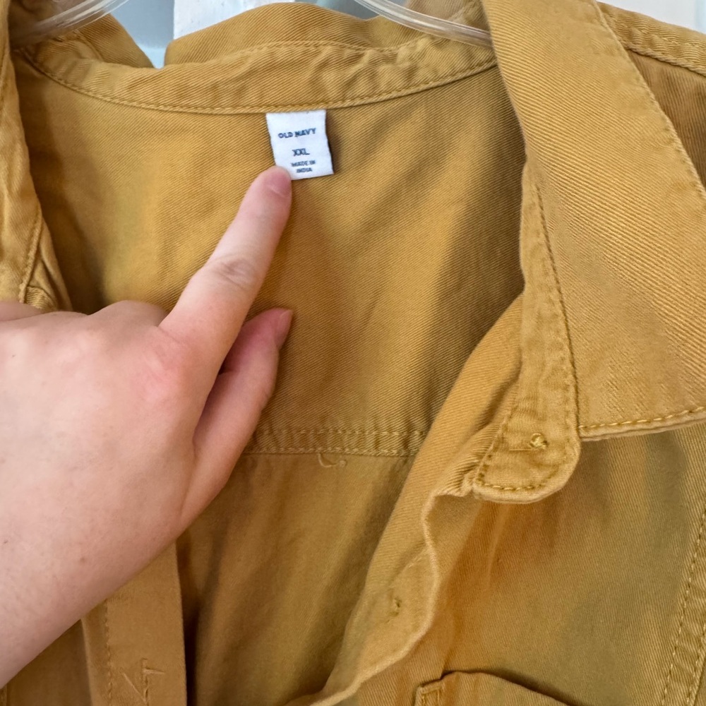 Old Navy Golden Button-Up Shirt - Picture 3 of 4
